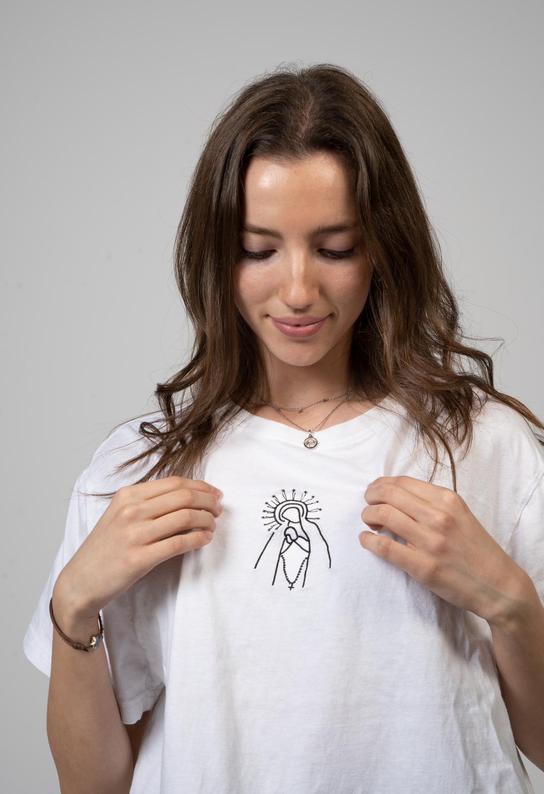 Camiseta mujer bordada blanca La Paloma